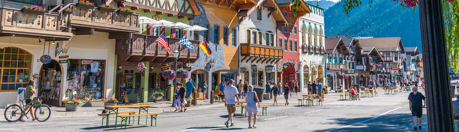 Downtown Leavenworth city street